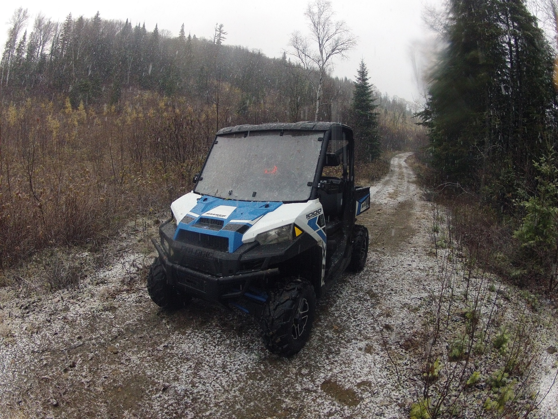 Polaris Ranger XP 1000 EPS – Parfait compagnon de randonnée ou de chasse
