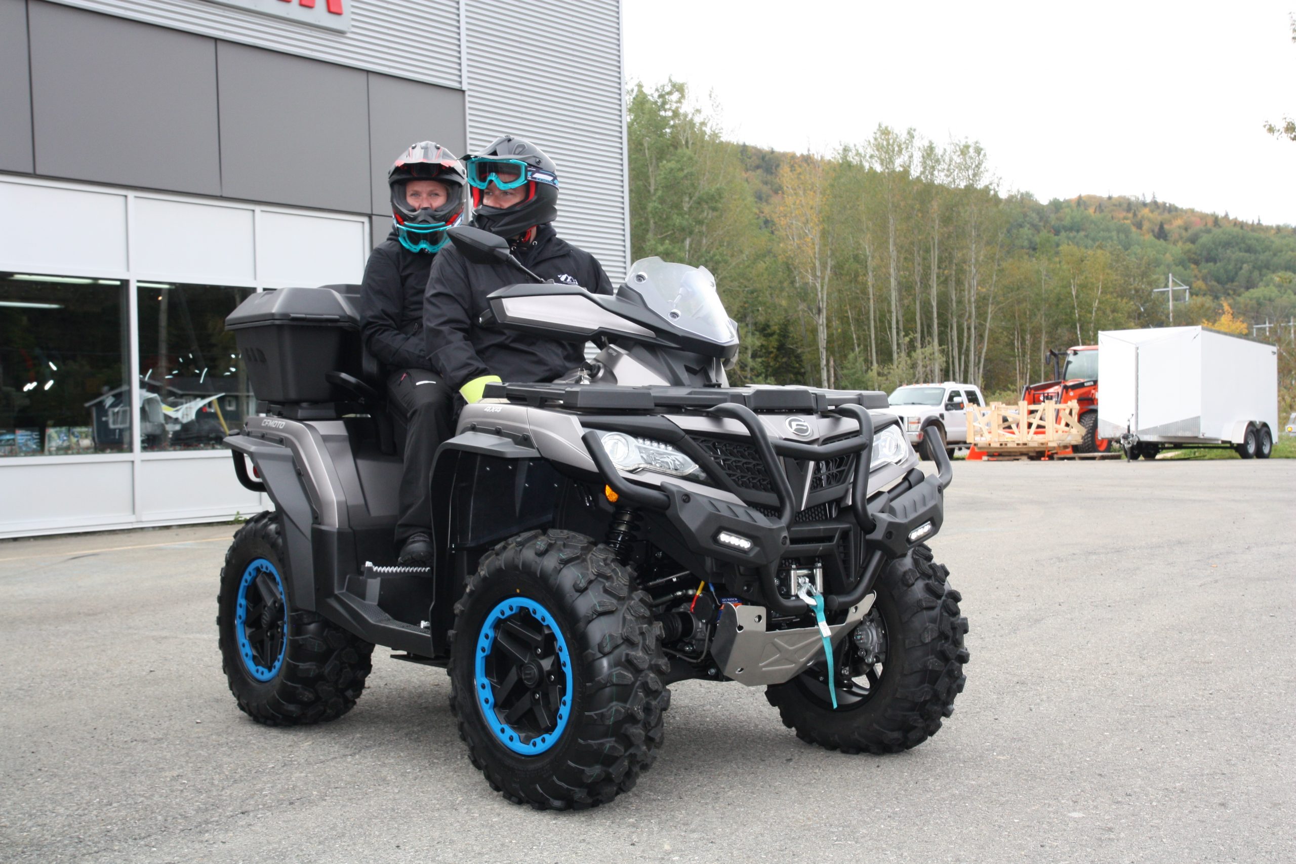 Concours CFMOTO Canada : remise du prix CFORCE 1000 Overland à son gagnant Emmanuel Landry