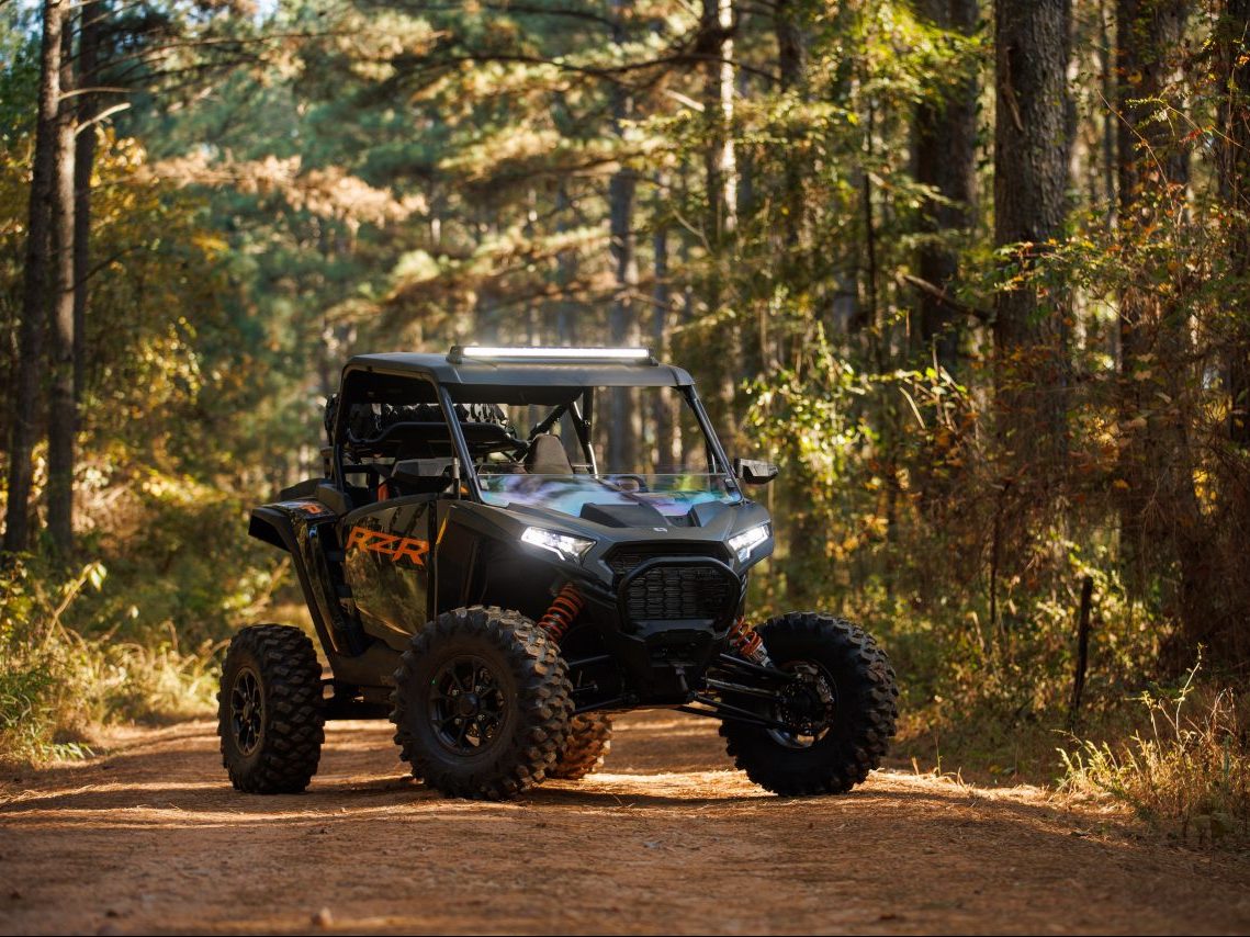 Polaris nous présente le tout nouveau côte à côte RZR XP 2024!