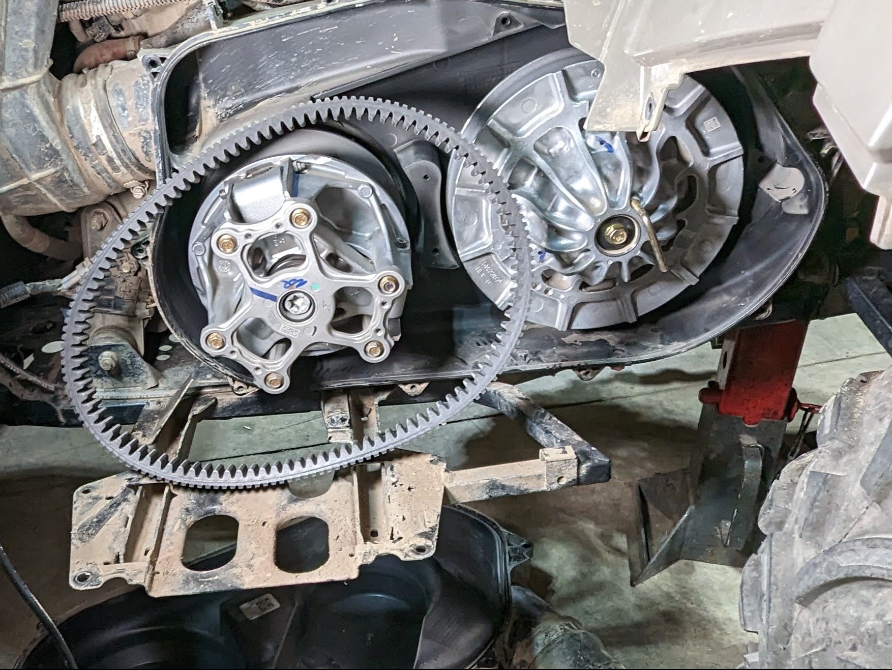 Step by Step: How to Replace the Belt of a Polaris Sportsman 570 ATV
