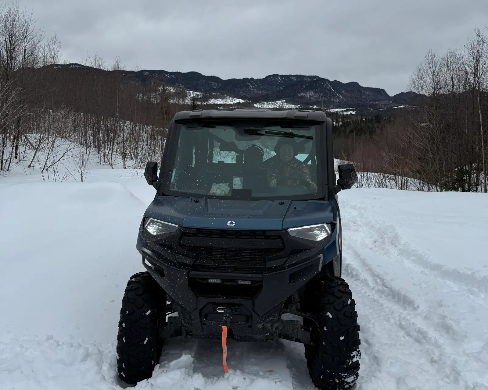First Side-by-Side Ride of the Year: Comfort, Snow, and Family Happiness!